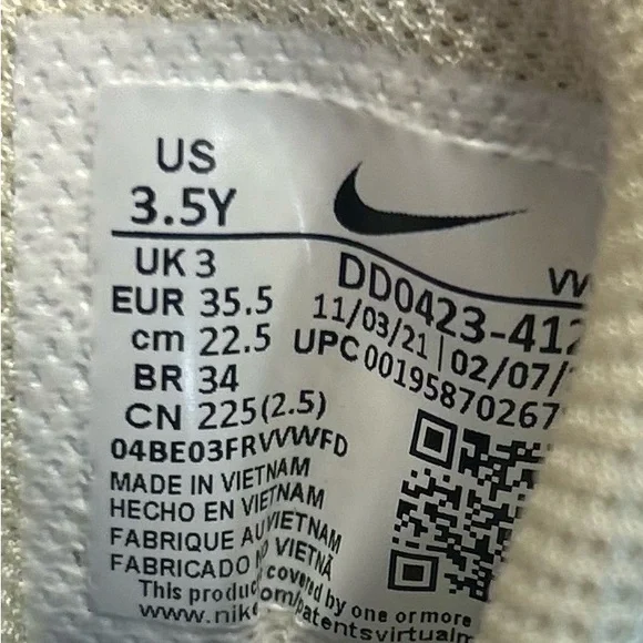 Nike Kids' Grade School LeBron Witness 6 Basketball Shoes Size 3.5Y - Picture 10 of 10